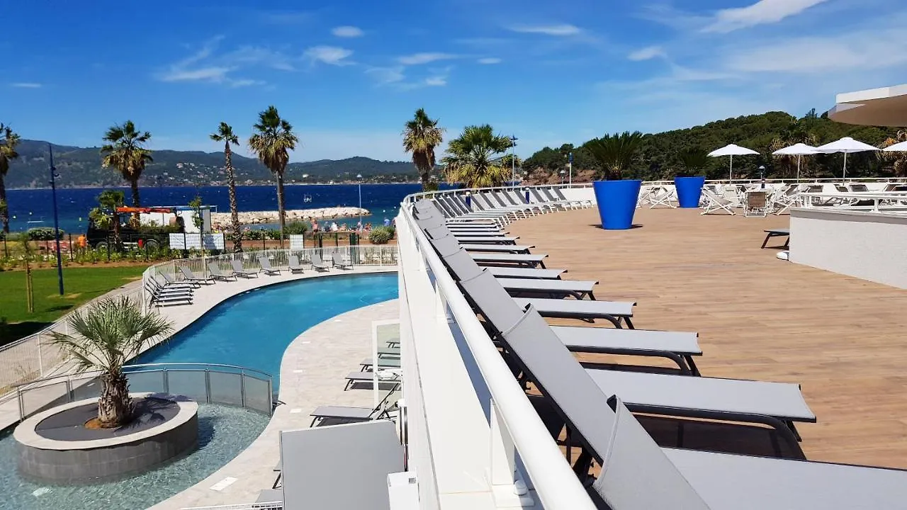 Résidence Néméa Le Cap Azur Saint-Mandrier-sur-Mer 4*,