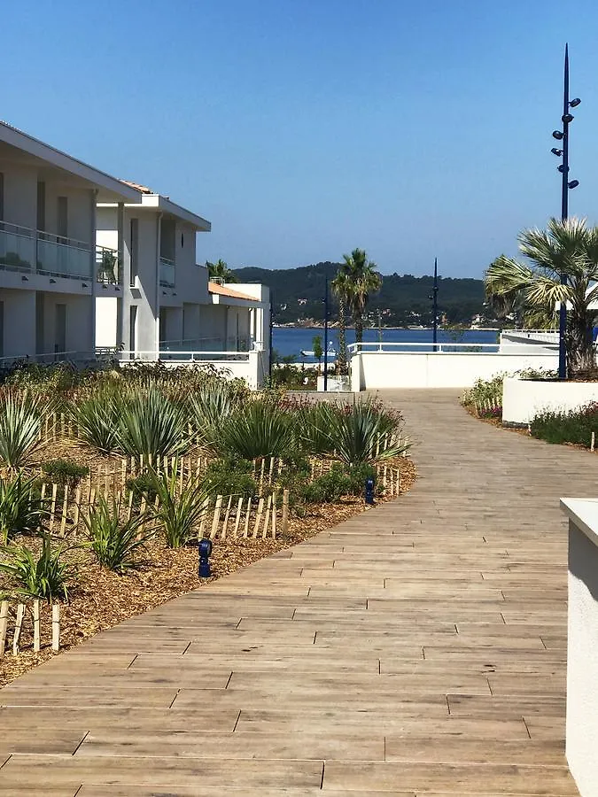 Residence Nemea Le Cap Azur 滨海圣芒德里耶 假日公园