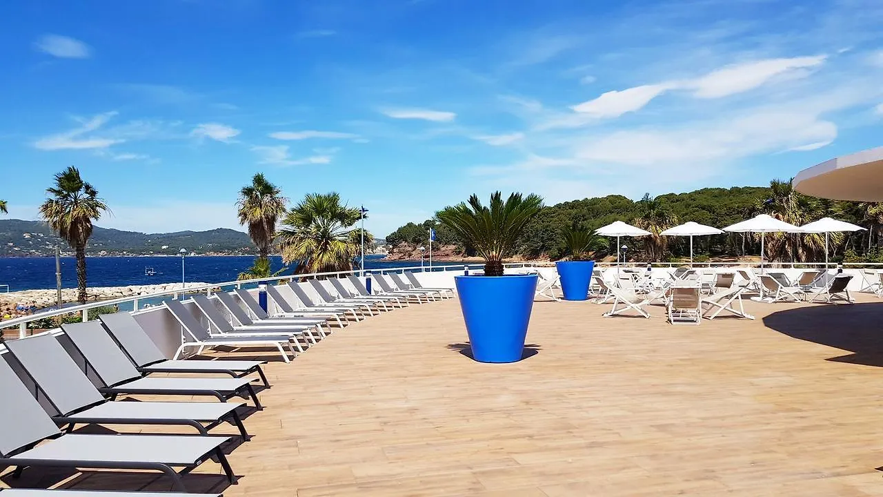 **** 假日公园 Residence Nemea Le Cap Azur 滨海圣芒德里耶 法国