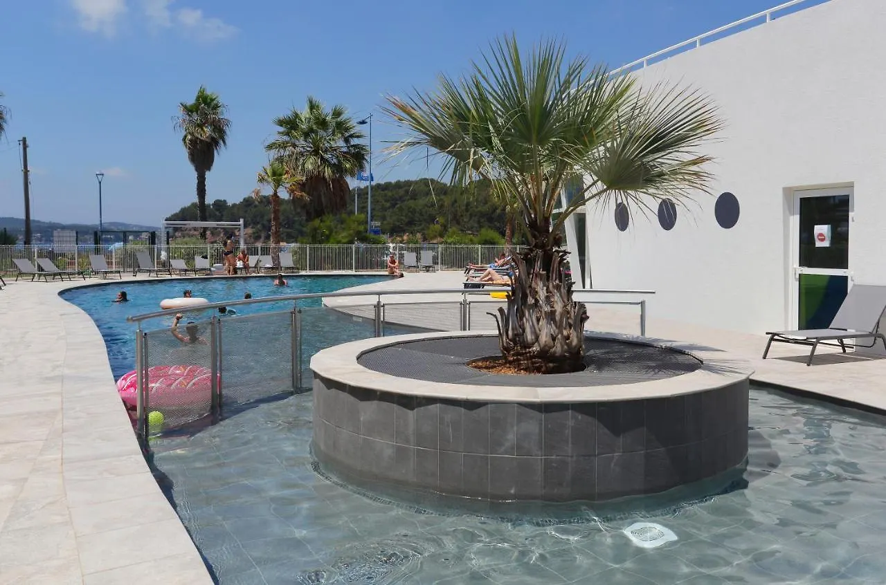 Residence Nemea Le Cap Azur 滨海圣芒德里耶 4*,